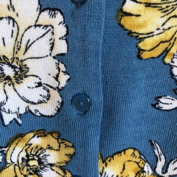 Charter Club Button Up Sweater M Blue Floral Long Sleeves Ribbed Autumn - Picture 5 of 7